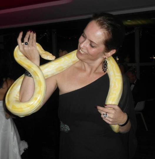 205157_10151130283142032_795123385_n